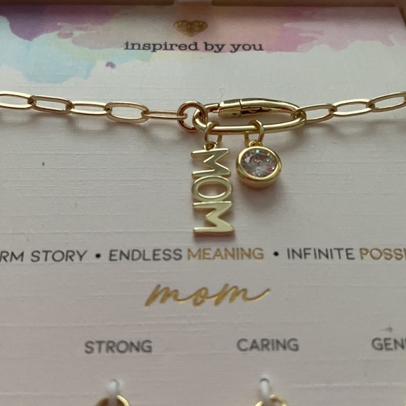 Inspired By You “MOM Charm Bracelet W/Charms - Picture 2 of 6